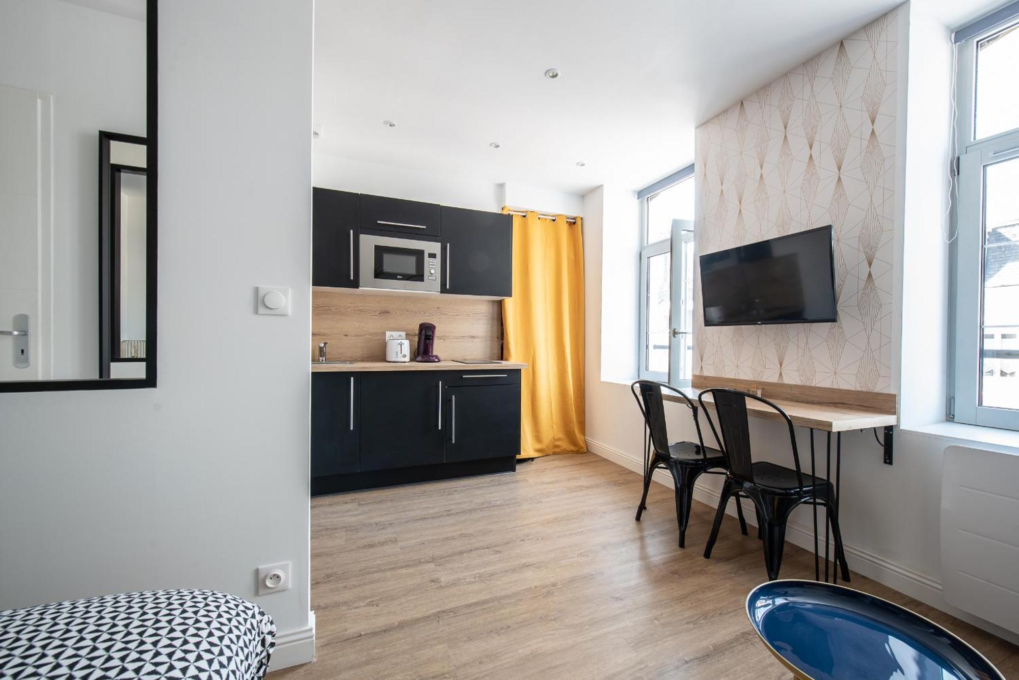 Au Nouveau Boulonnais - 4 Appartements Charmants Pour Couples, Familles Et Groupe D'Amis, Vieille Ville Et Centre Ville De Boulogne Sur Mer 외부 사진