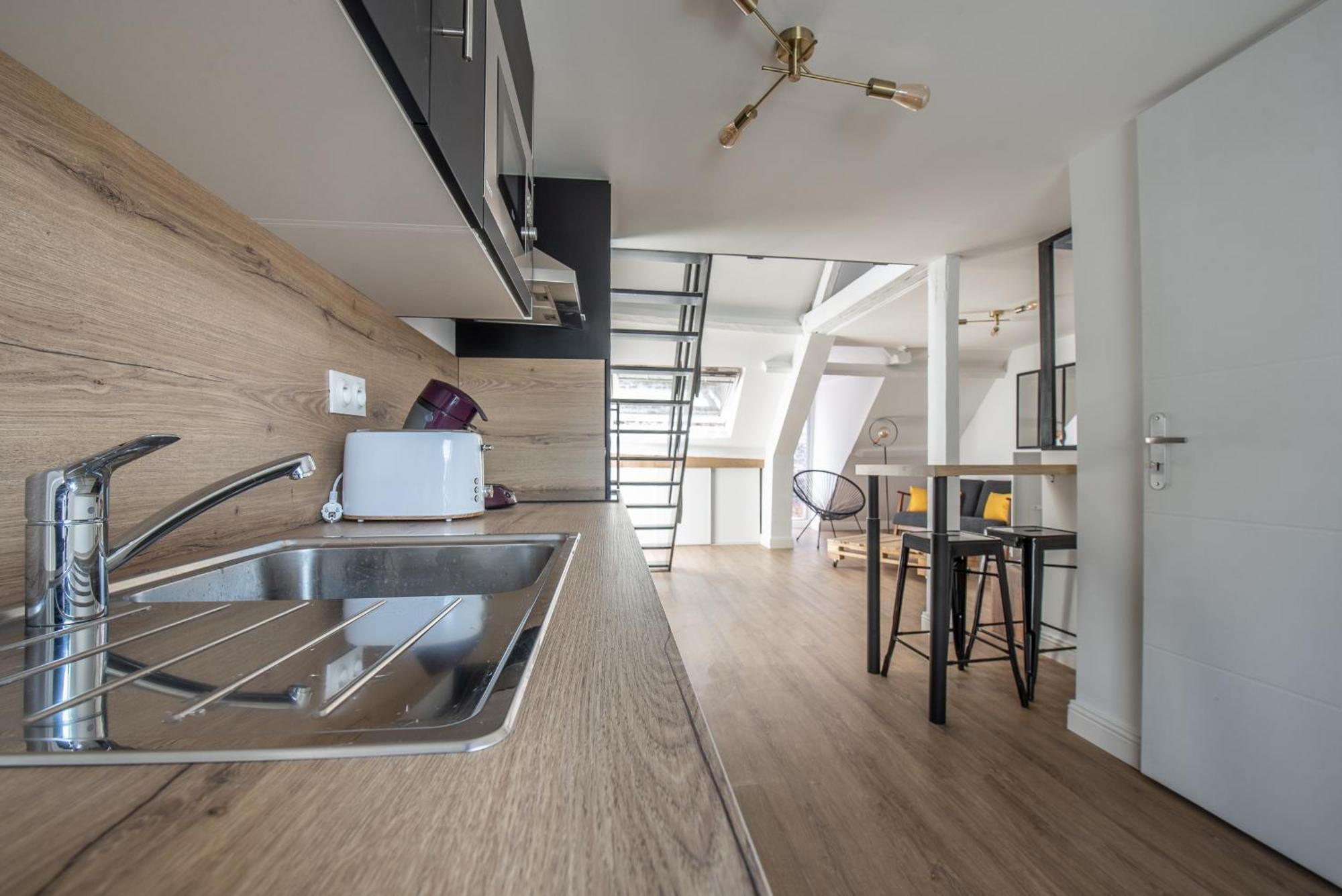 Au Nouveau Boulonnais - 4 Appartements Charmants Pour Couples, Familles Et Groupe D'Amis, Vieille Ville Et Centre Ville De Boulogne Sur Mer 외부 사진
