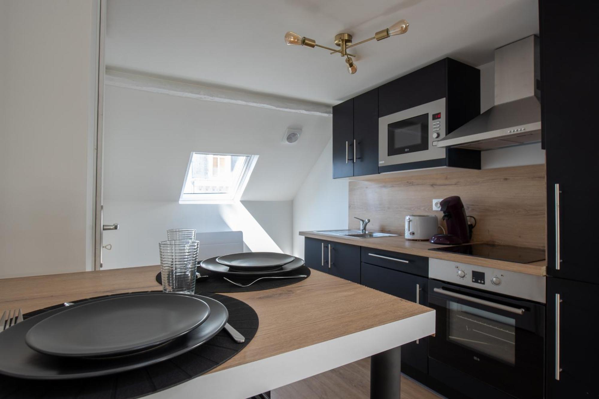Au Nouveau Boulonnais - 4 Appartements Charmants Pour Couples, Familles Et Groupe D'Amis, Vieille Ville Et Centre Ville De Boulogne Sur Mer 외부 사진